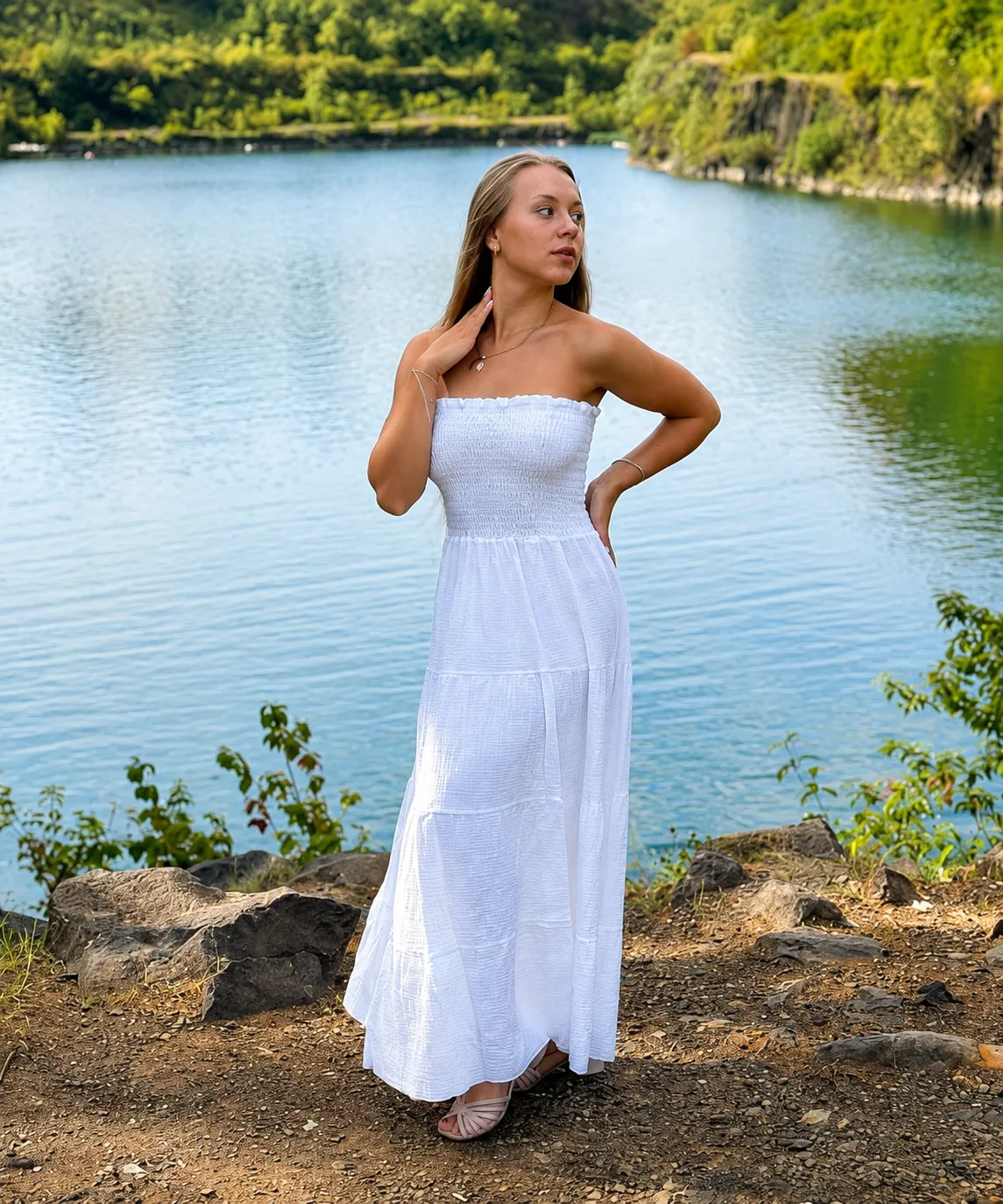 PARADISE - mušelínové MAXI šaty bez ramínek - kokosová, sedne od velikosti S do L