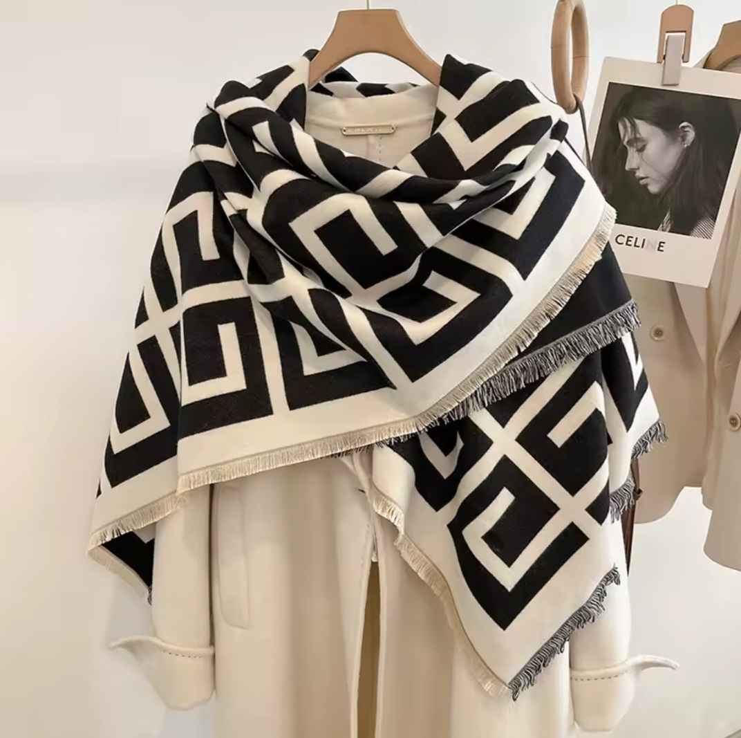 MONA - teplá šála - černá