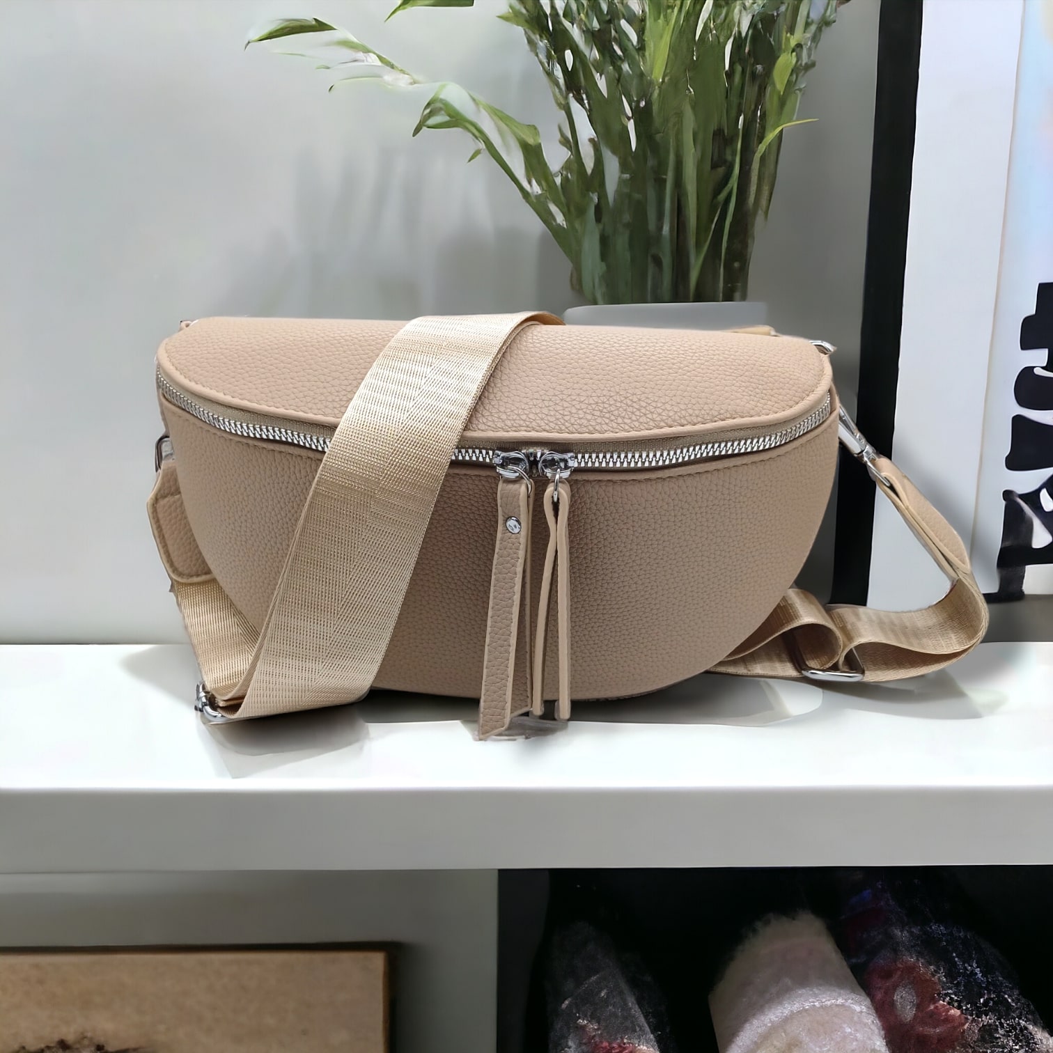 Violetta - ledvina s jednobarevným popruhem - khaki