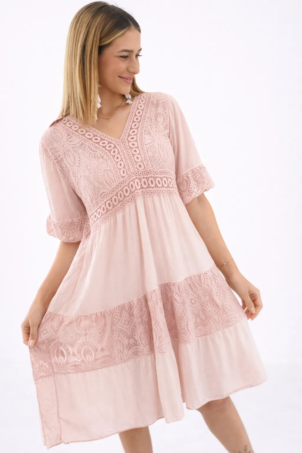 Caorle - krajkové šaty - růžové, sednou od velikosti M do XL