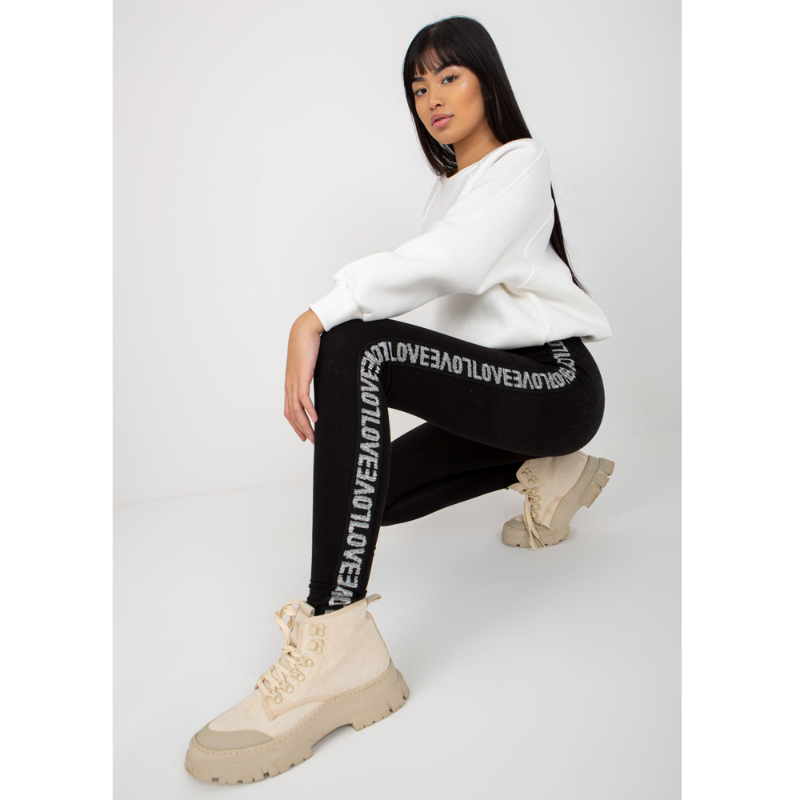 LOVE - legíny s bílým nápisem, velikosti od M do XL