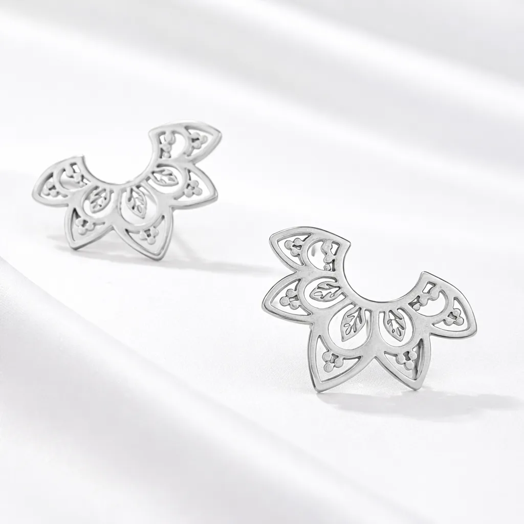 LOTUS - náušnice z chirurgické oceli, stříbrná