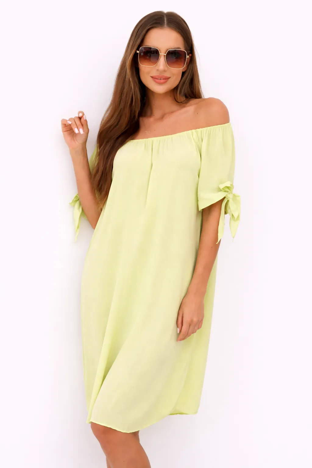 VIOLA - viskózové šaty - pistáciová, velikost sedne od S do L