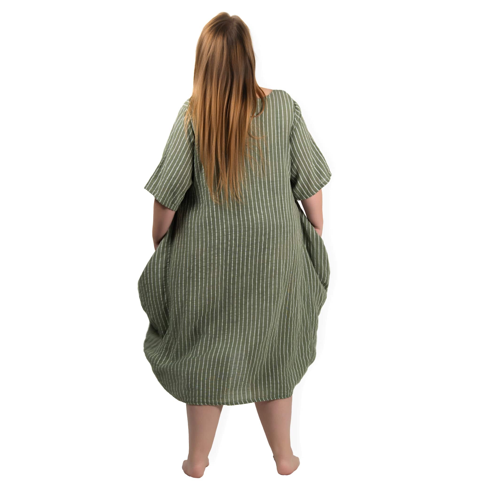 ALINA - pruhované PLUS SIZE šaty - khaki, sednou do velikosti 56