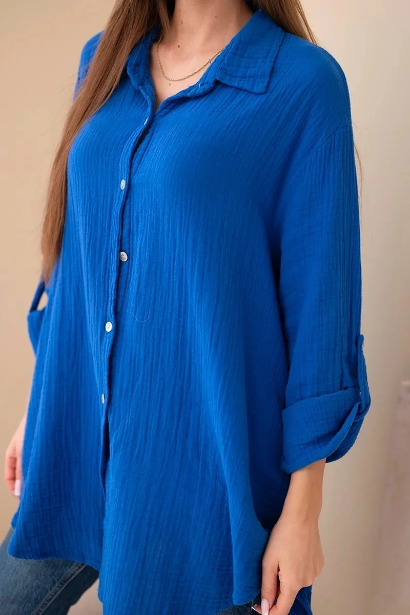 BRISA - PLUS SIZE mušelínová košile - azurová, sedne do velikosti 50