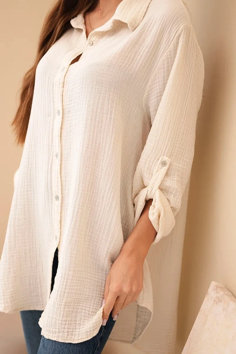 BRISA - PLUS SIZE mušelínová košile - mandlová, sedne do velikosti 50