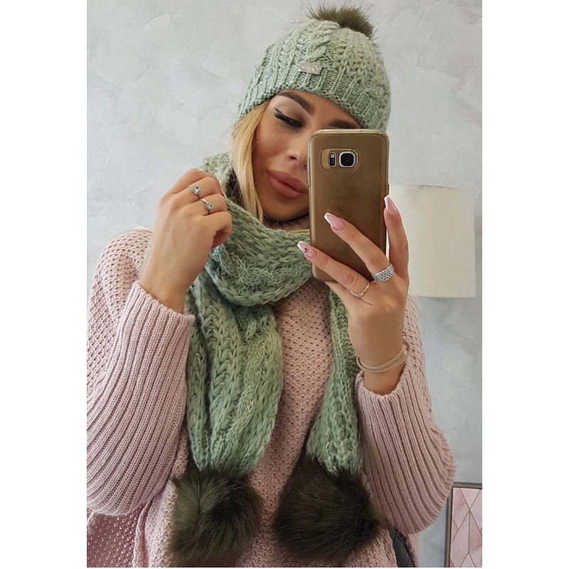 Nina - zimní set čepice se šálou a bambulemi - mátová