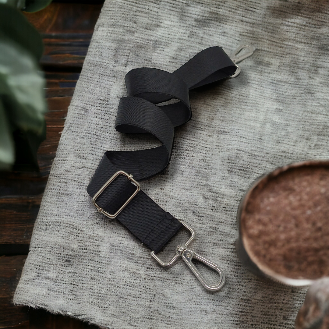 Elegantní černý popruh na kabelku/ledvinu