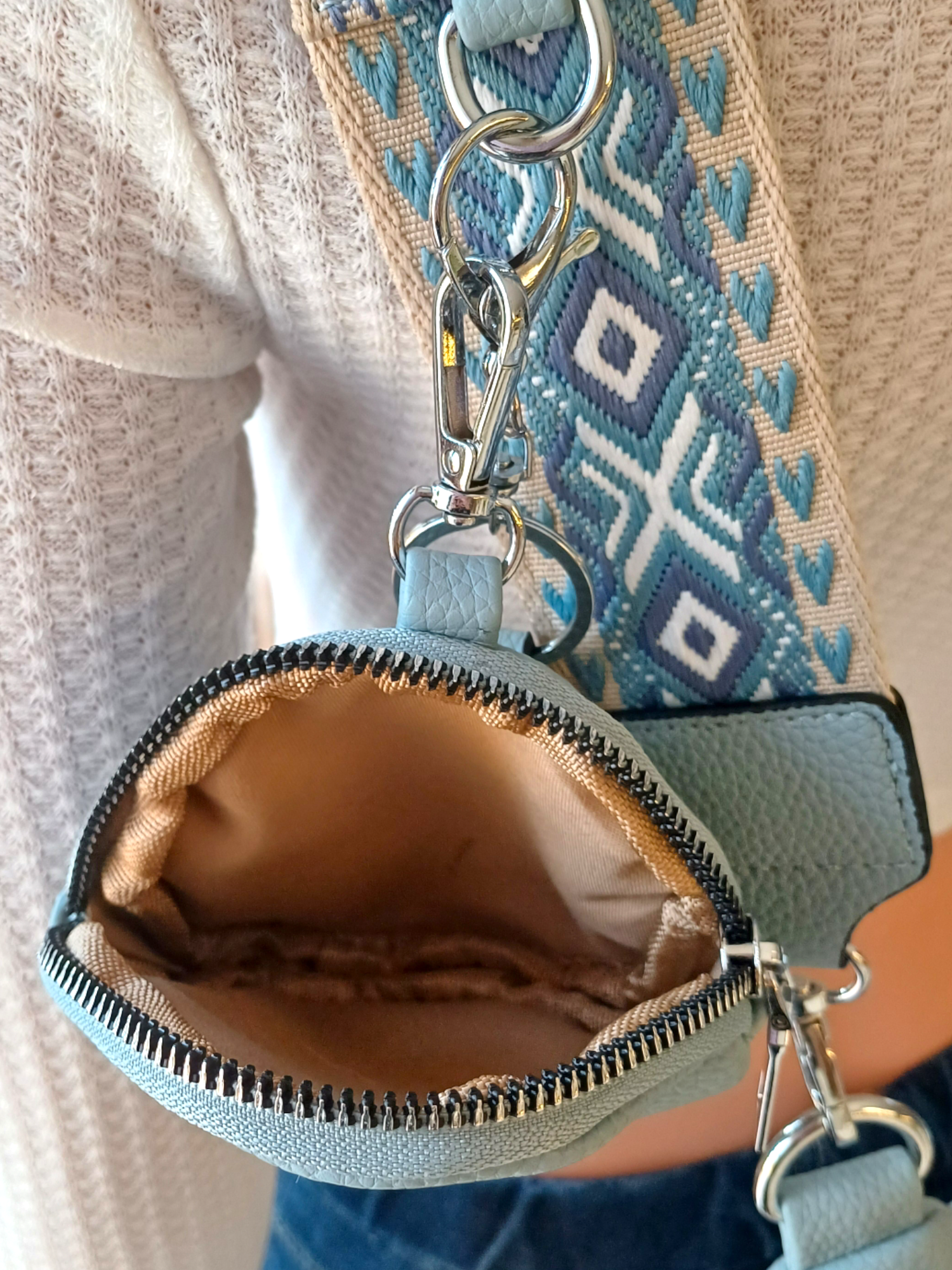 Bea - ledvina s odepínací kapsičkou, BEZ klíčenky - LAKE BLUE
